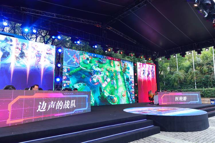 如何获得战队荣誉